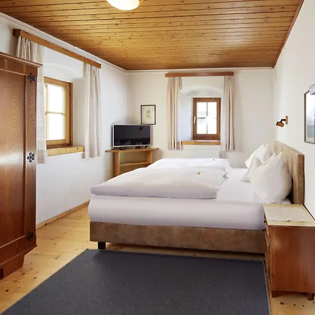 فندق مبيت وإفطار Oberbraeu ميترسل