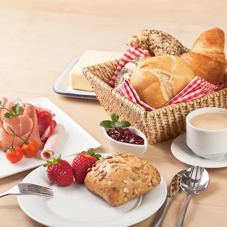 Oberbraeu Bed & Breakfast 3*