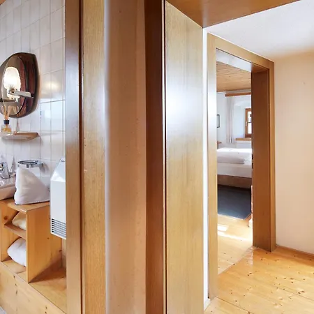 Bed and breakfast Oberbraeu 3*