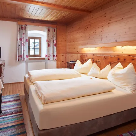 Oberbraeu فندق مبيت وإفطار 3*