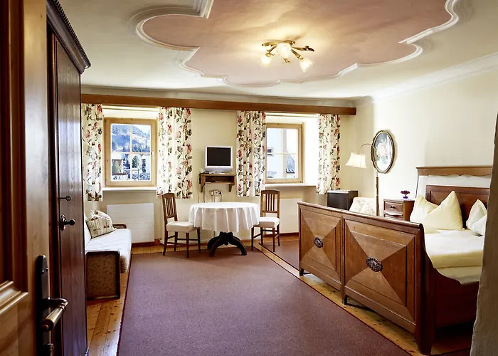 Oberbraeu Bed & Breakfast 3*